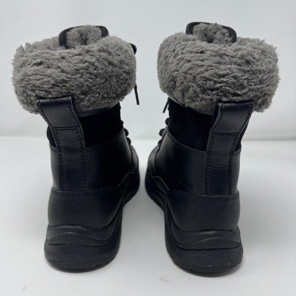 UGG Adirondack III Women's Black Waterproof Winter Snow Boots Size 7.5 Shearling - Picture 5 of 12